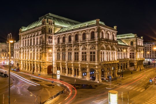  Med prvomajskimi prazniki na lepše brez zastojev